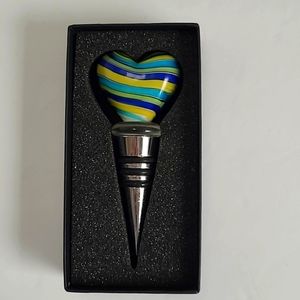 Glass heart bottle stopper